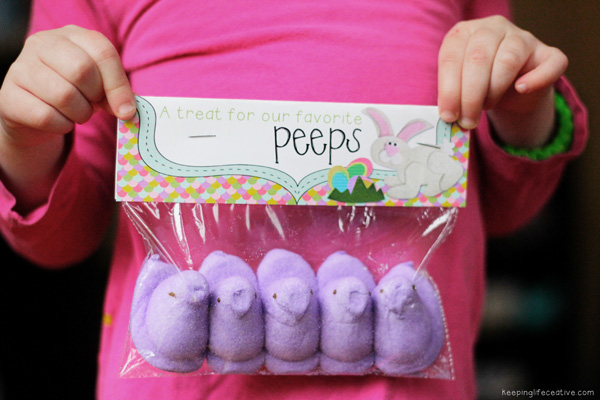 FREE Easter Peeps treat bag topper