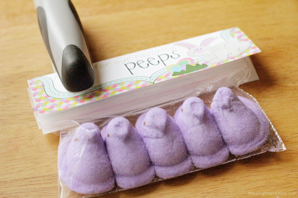 FREE Easter Peeps treat bag topper